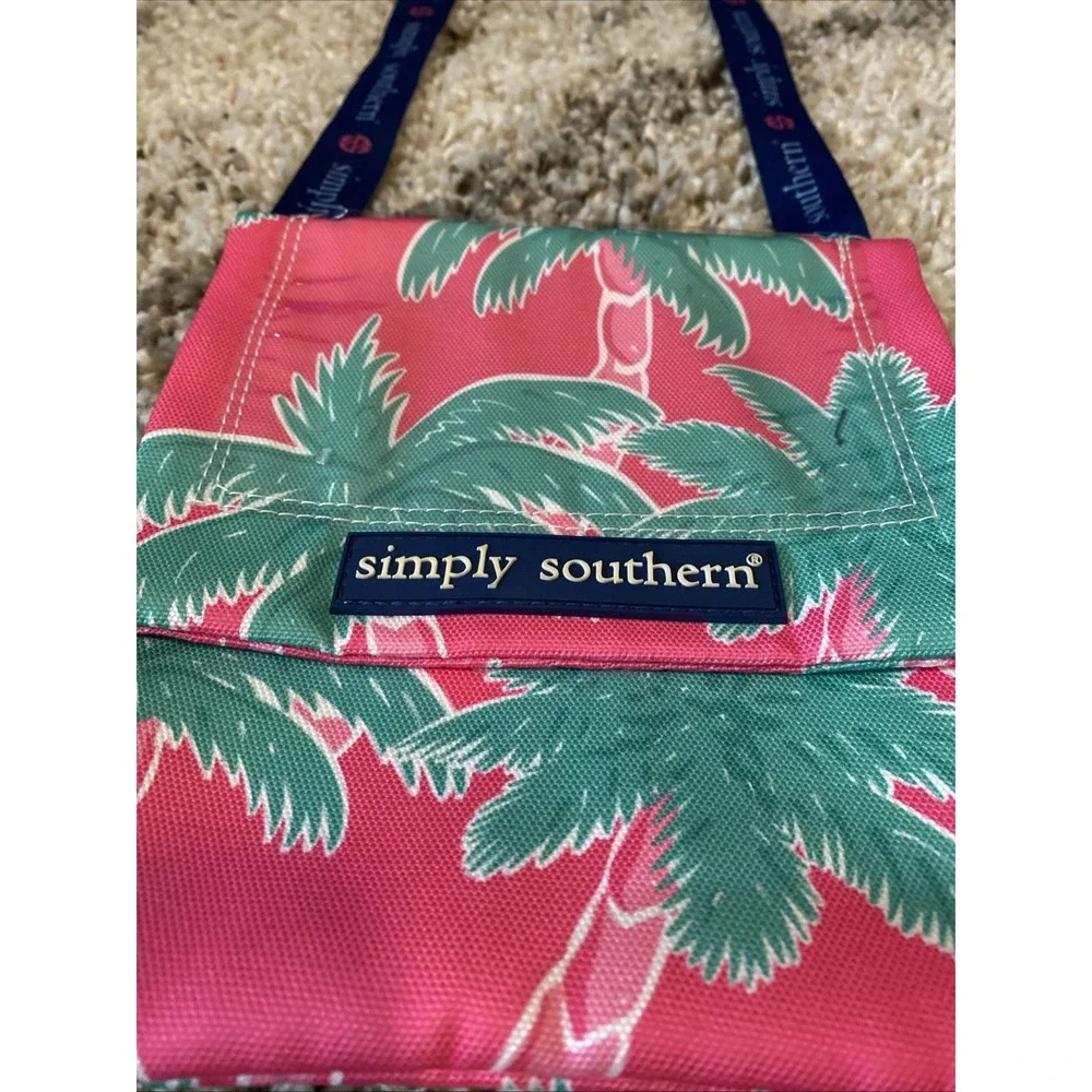 Simply‎ Southern Lanyard ID Passport Card Work Badge ID Holder Pink Palm Tree